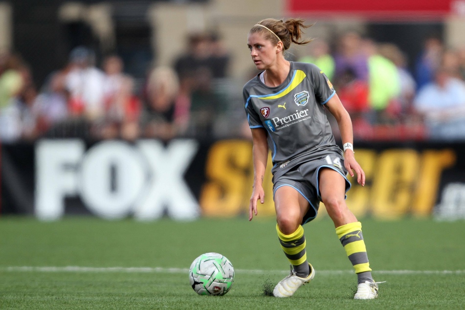 Sinead Farrelly, here playing for the Philadelphia Independence in 2011, retired from pro soccer in 2016.