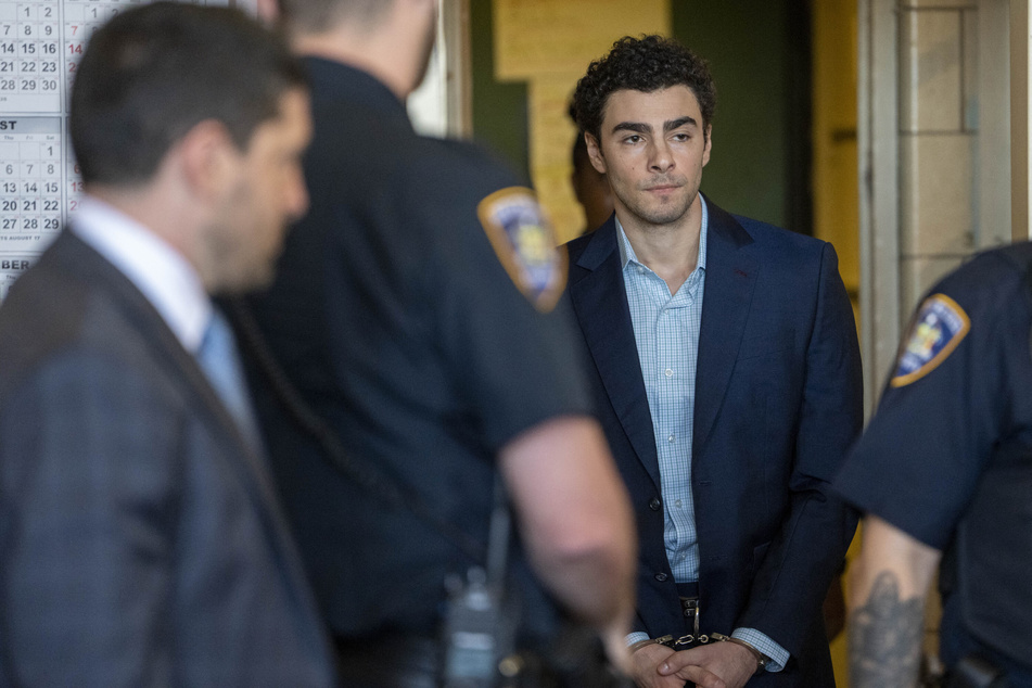 Judge makes massive call in Luigi Mangione murder trial – can the gun and notebook be used as evidence?
