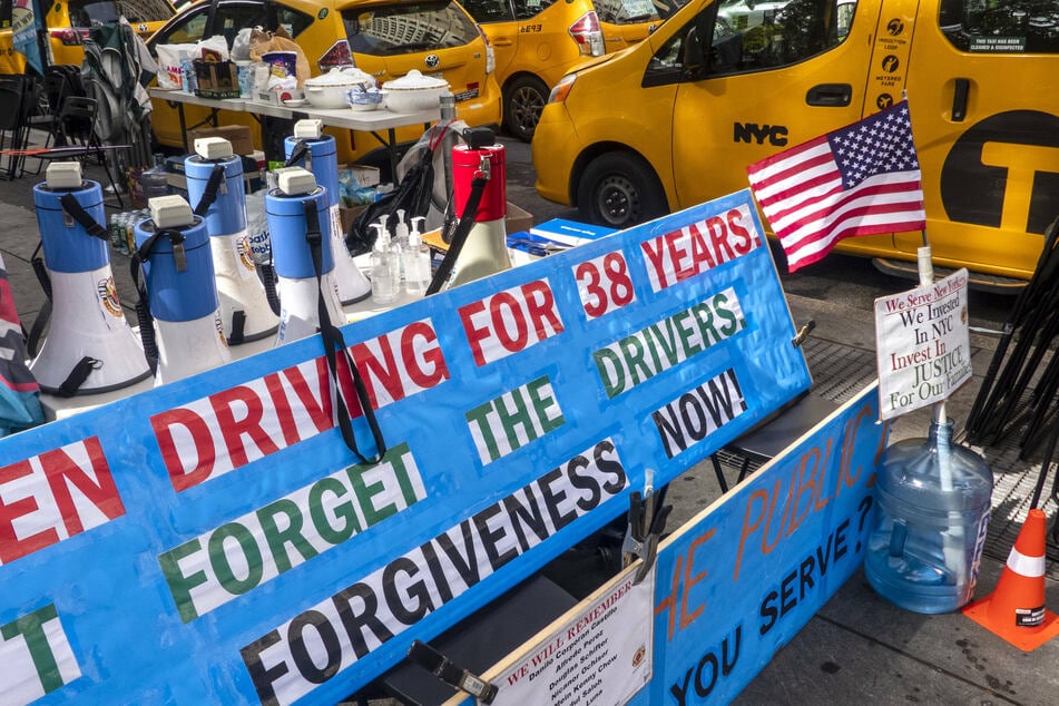 NYC taxi drivers launch hunger strike for debt relief