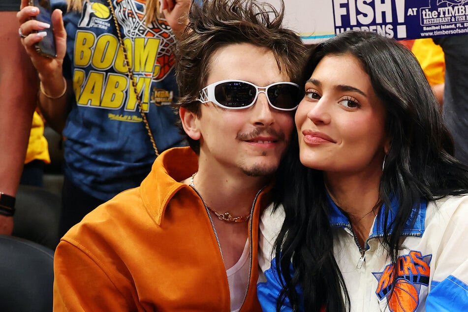 Kylie Jenner drops thirsty comment on TikTok of Timothée Chalamet: "daddy"