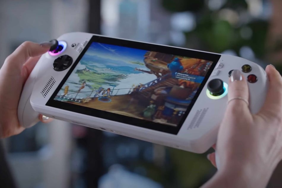 Nintendo Switch who? Microsoft drops "ROG Xbox Ally" handheld gaming devices!