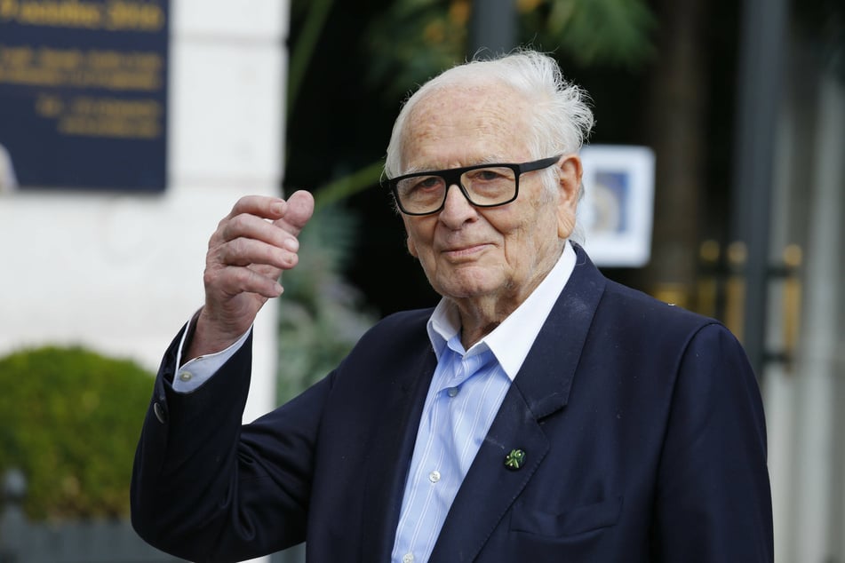 French fashion designer Pierre Cardin dies at 98