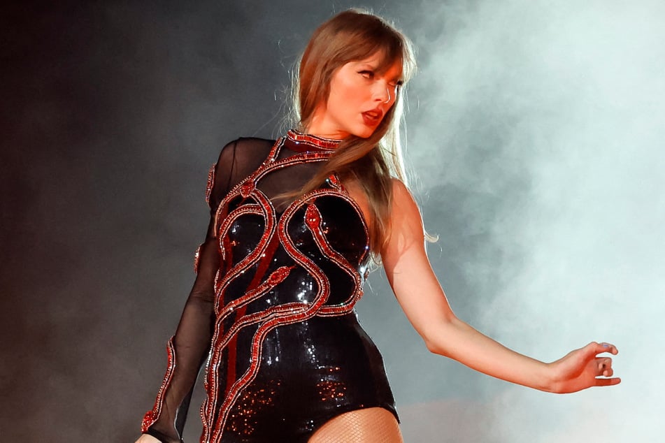 Taylor Swift has previewed Reputation (Taylor's Version) once again, this time dropping another snippet of the re-recorded Look What You Made Me Do.