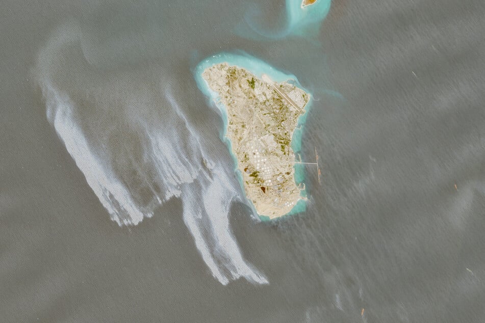 Suspected oil slick appears to spread off Iran's Kharg Island