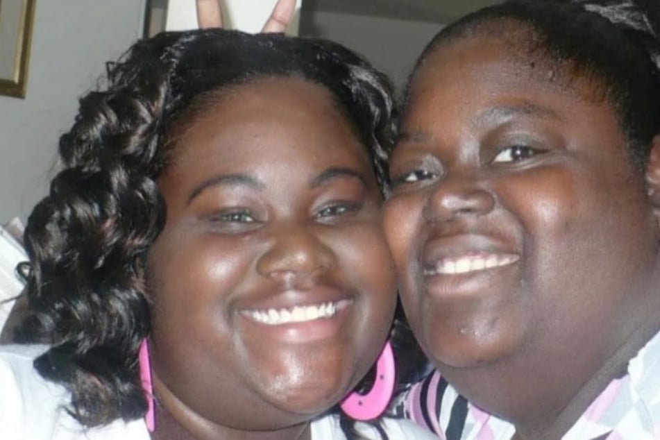 Tierra Walker's aunt, LaTanya (r), opened up about her niece's tragic death after filing a lawsuit against the state of Texas. 