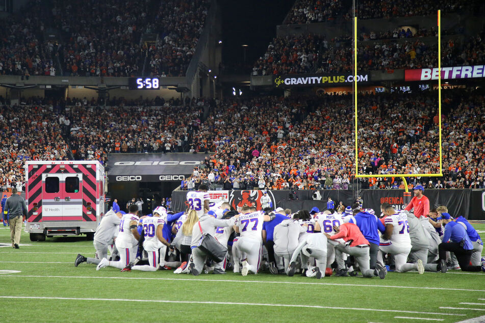 Damar Hamlin: Bills' Dion Dawkins describes horrifying moment of cardiac arrest