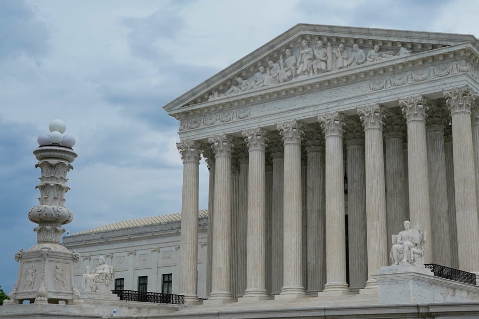 The conservative-dominated Supreme Court ruled against a law that prohibits carrying guns on private property without the owner's permission.