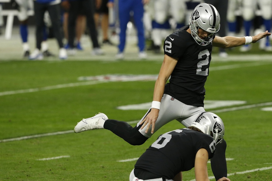 NFL: Vegas needed extra time but got the Thanksgiving win over Dallas