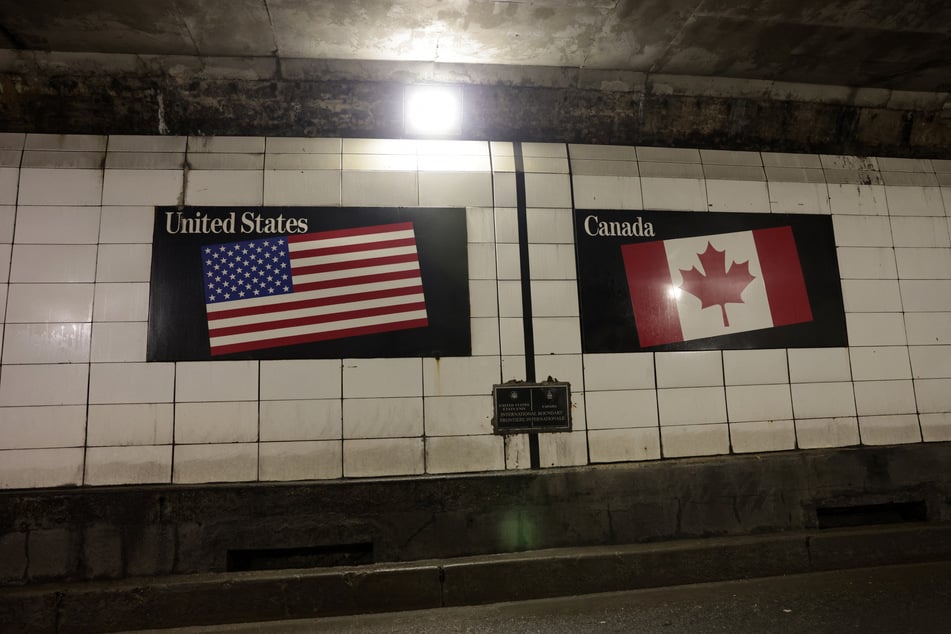 Canada now advises Indigenous people to carry passports for US travel