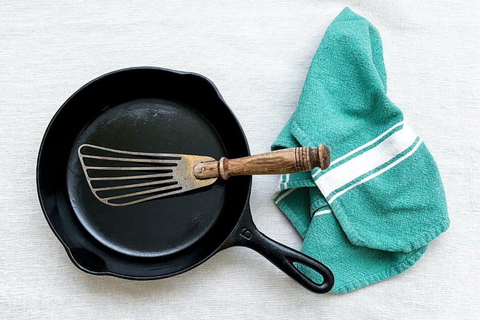 Throw in the towel on 2024 by banging on a pan and releasing the past year.