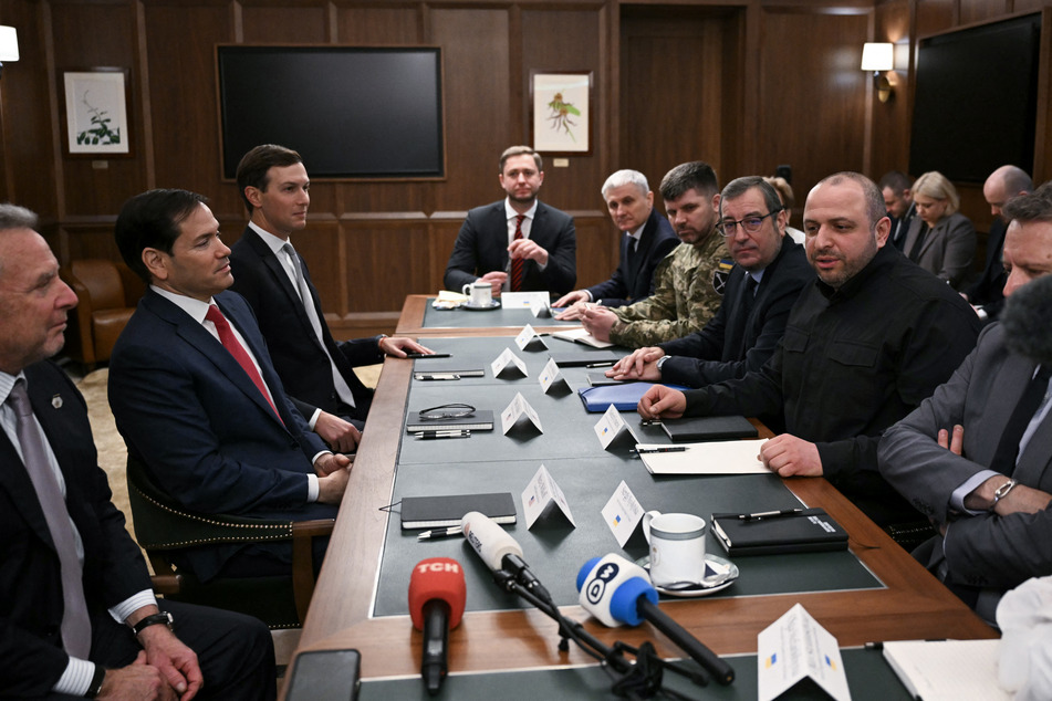 (L/R) White House Special Envoy Steve Witkoff, US Secretary of State Marco Rubio, and Jared Kushner listen as Secretary of the National Security and Defense Council of Ukraine Rustem Umerov (R) speaks while leading the Ukrainian delegation during a meeting in Hallandale Beach, Florida on November 30, 2025.