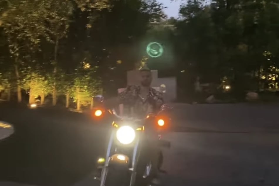 Scott Disick rides out on his birthday gift from girlfriend Amelia Hamlin.