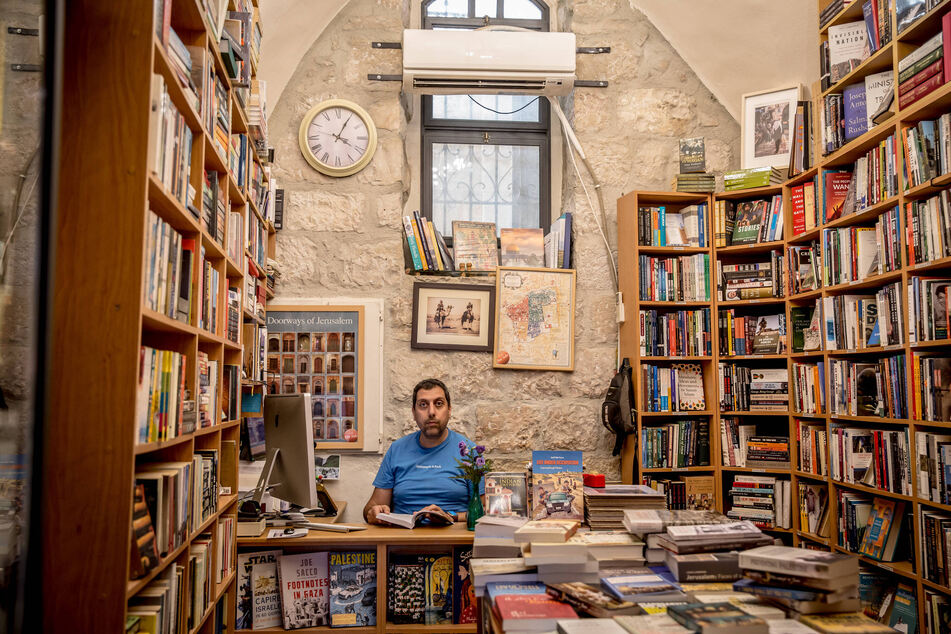 Israel's arrest of Palestinian booksellers sparks protest in Jerusalem