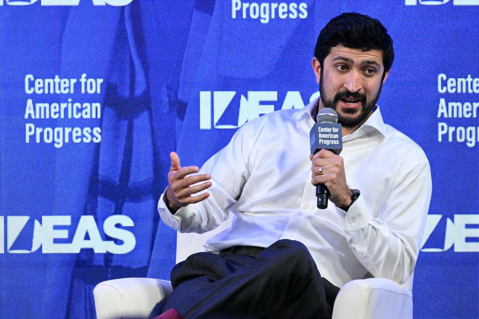 Greg Casar announces support for amendment to cut off billions in US military aid to Israel