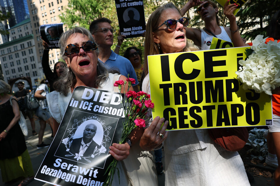 Federal judge orders ICE not to detain migrants in abusive conditions at New York site