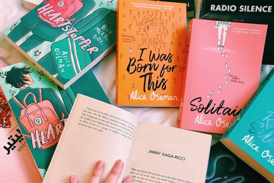Alice Oseman has four prose novels, two novellas, and several graphic novel volumes.