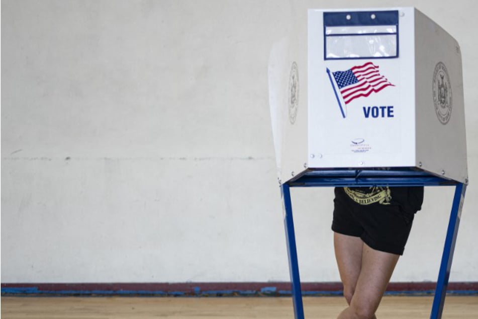 New York Supreme Court blocks law allowing non-citizens to vote in NYC local elections