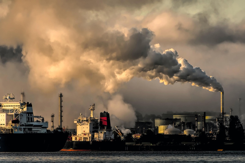 Exposure to air pollution during pregnancy and infancy can have serious health consequences.