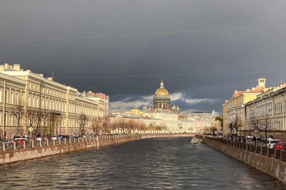 The rapper will perform two concerts in the Russian city of St. Petersburg in October.