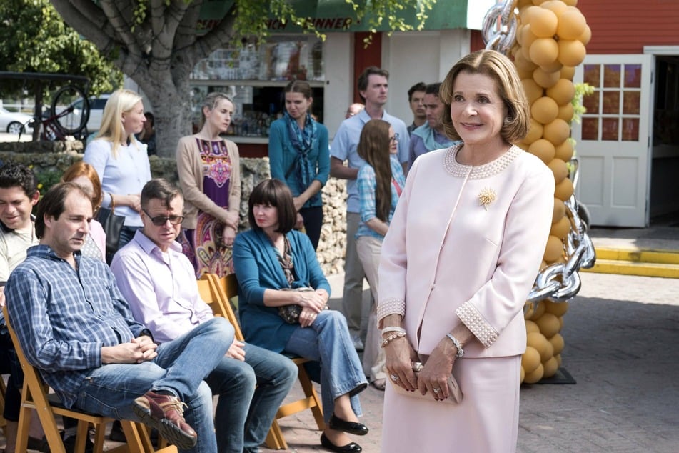 Arrested Development star Jessica Walter passes away
