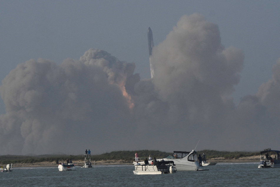 SpaceX's Starship explosion leads to major lawsuit against FAA!