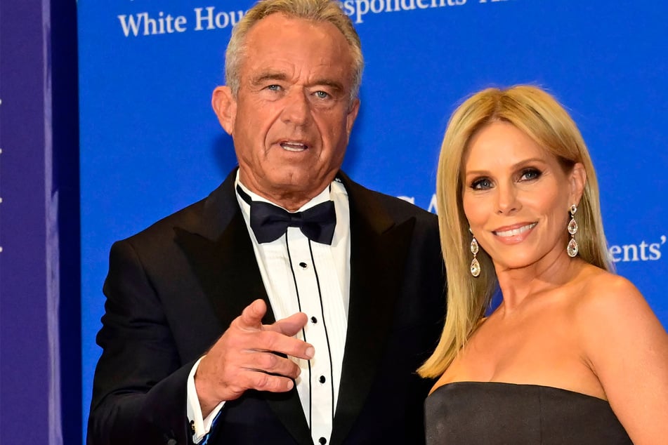 RFK Jr. sparks concern with bizarre post about rescuing a bird at Dulles Airport
