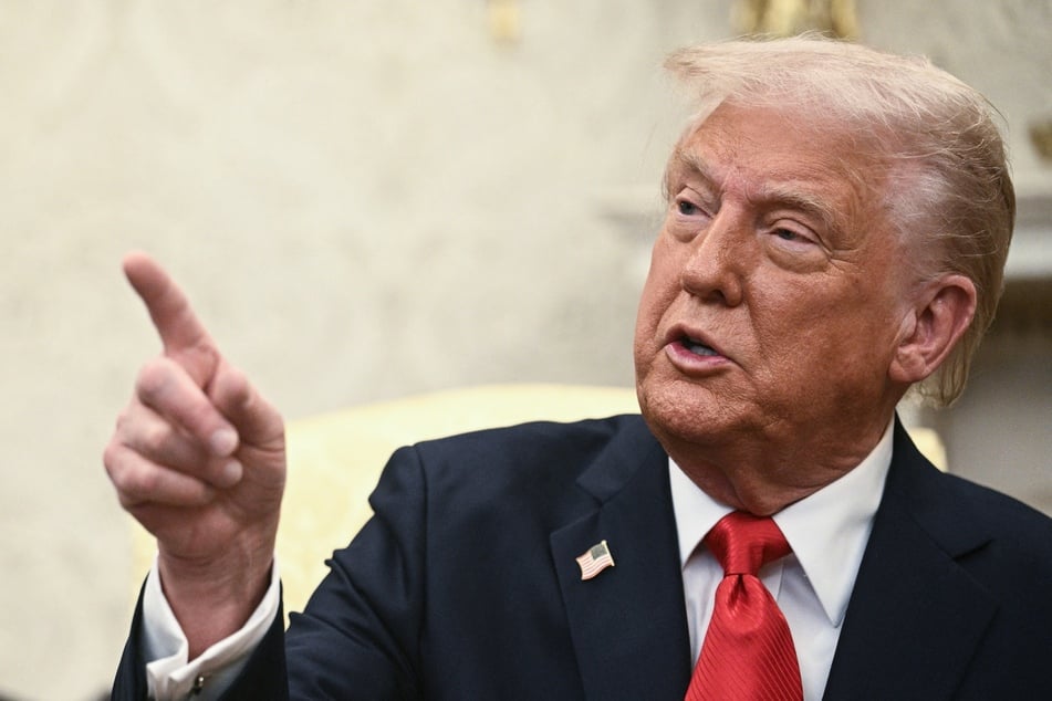 Trump blames Zelensky for "millions" of deaths in Russian invasion