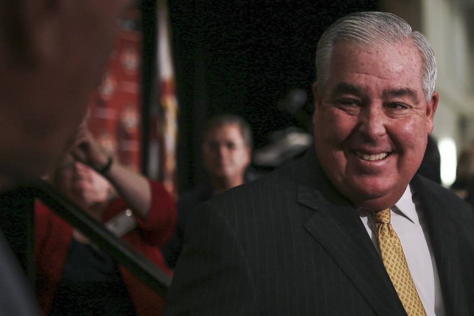 Attorney John Morgan to launch new political party for people "stuck in the middle"