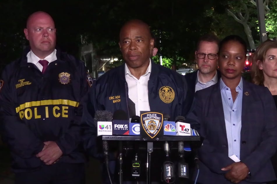 NYC mother killed by gunman while pushing baby in stroller