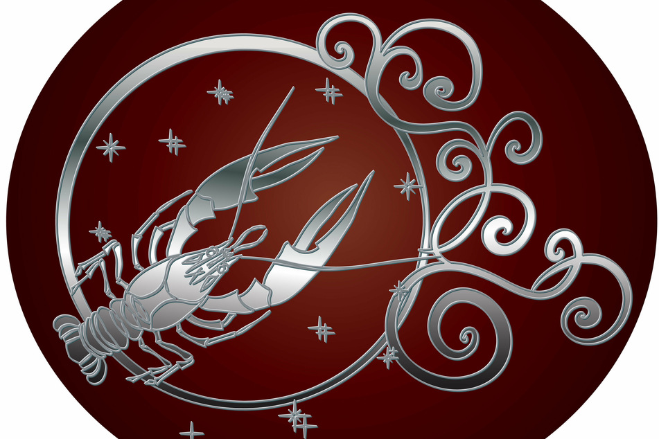 Free Cancer monthly horoscope for December 2023