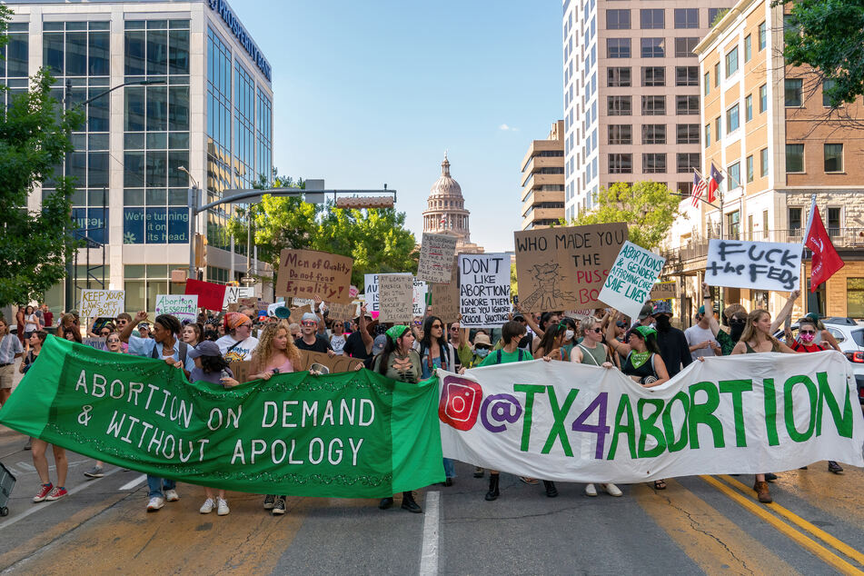 Texas House passes bill aimed at blocking mailed-in abortion pills