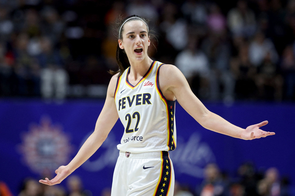 Caitlin Clark makes big impression on mixed WNBA debut!