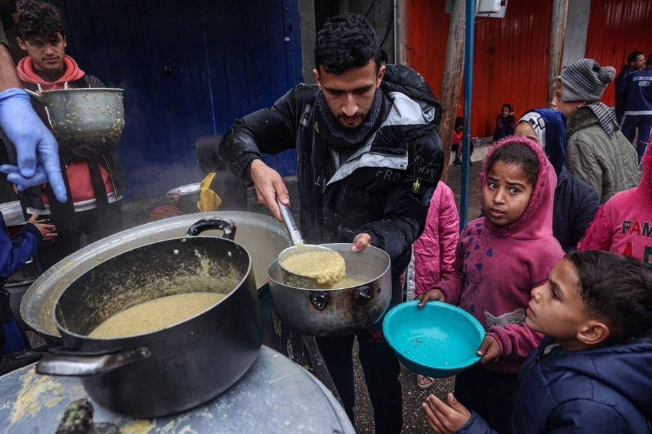 Israel sets Ramadan deadline for assault on besieged Gazan city of Rafah