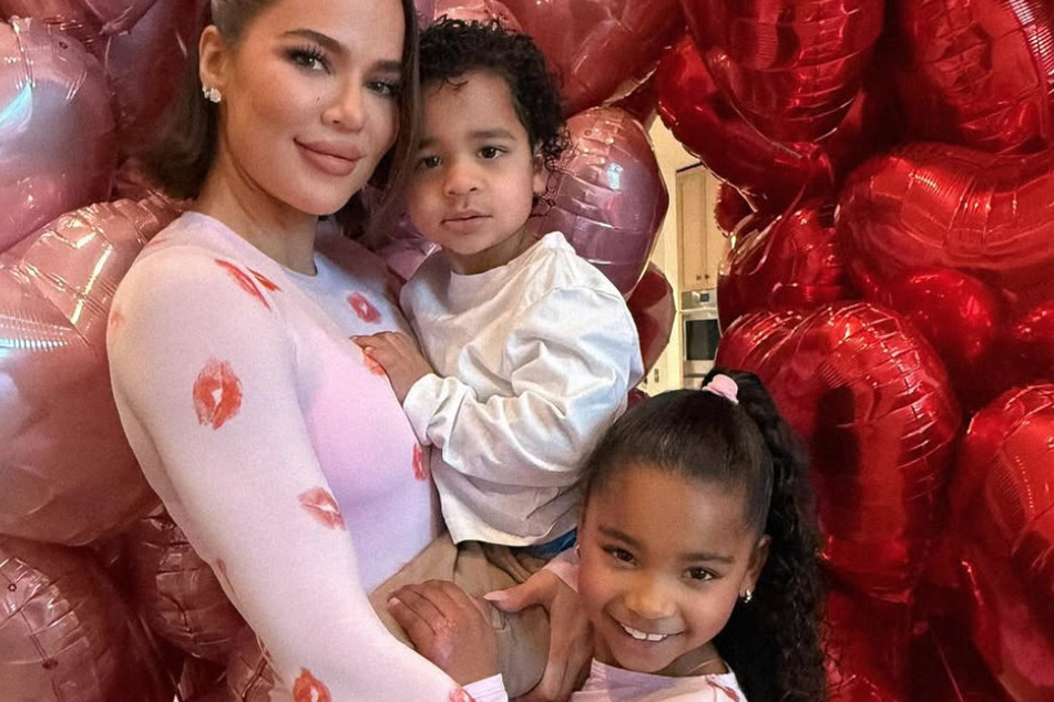 Khloé Kardashian dished on The Kardashians why she was nervous taking her kids to see their dad Tristan Thompson play.