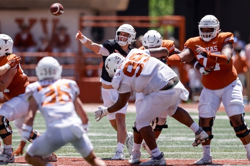 Taking a redshirt to develop under head coach Steve Sarkisian may be the best thing for Arch Manning's collegiate football career.
