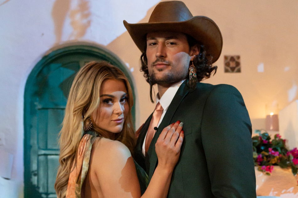 Brayden Bowers and Christina Mandrell shocked fans with an engagement during Thursday's Golden Wedding.