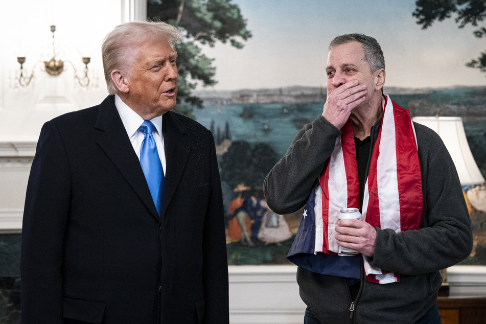 Trump greets released US prisoner and praises Russia: "Treated very nicely"