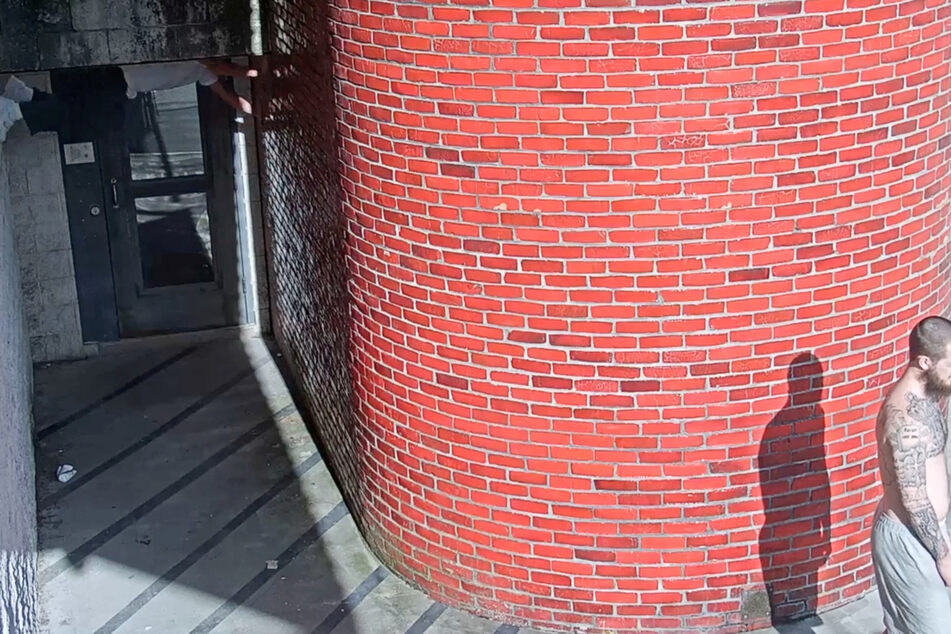 Security footage from Chester County Prison captured Cavalcante's daring escape.