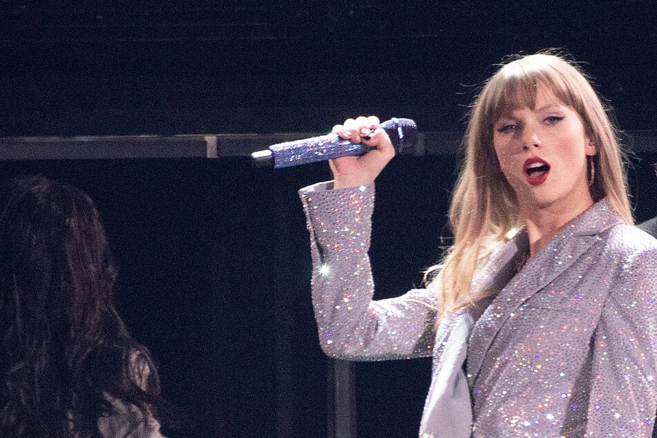 Vinyls of Taylor Swift's upcoming album, Speak Now (Taylor's Version), were stolen by an employee in France and sold online weeks before its official release.
