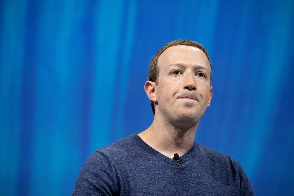 Apple wants privacy for its users, but Facebook is fighting against it