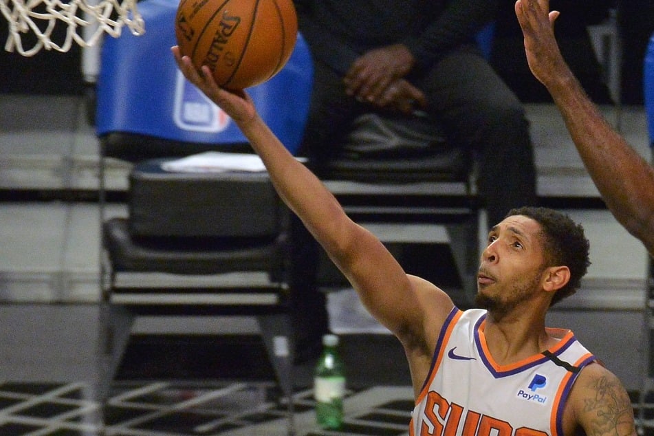 NBA Playoffs: The Suns were way too hot for the Lakers in Game 5