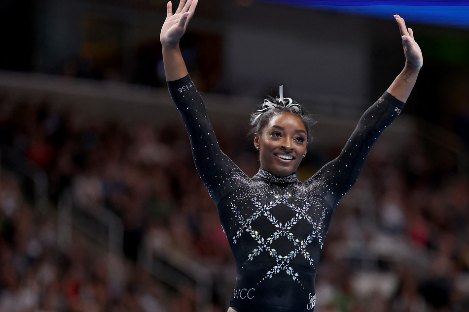 Simone Biles breaks more records with epic US Championship win!