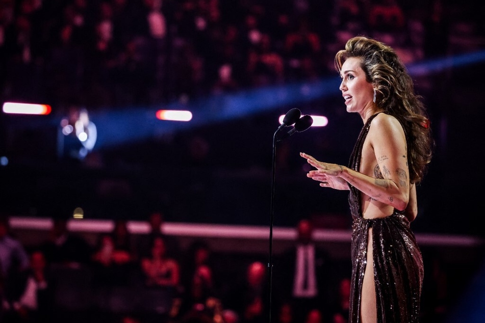 Grammys: Miley Cyrus wins Record of the Year for Flowers