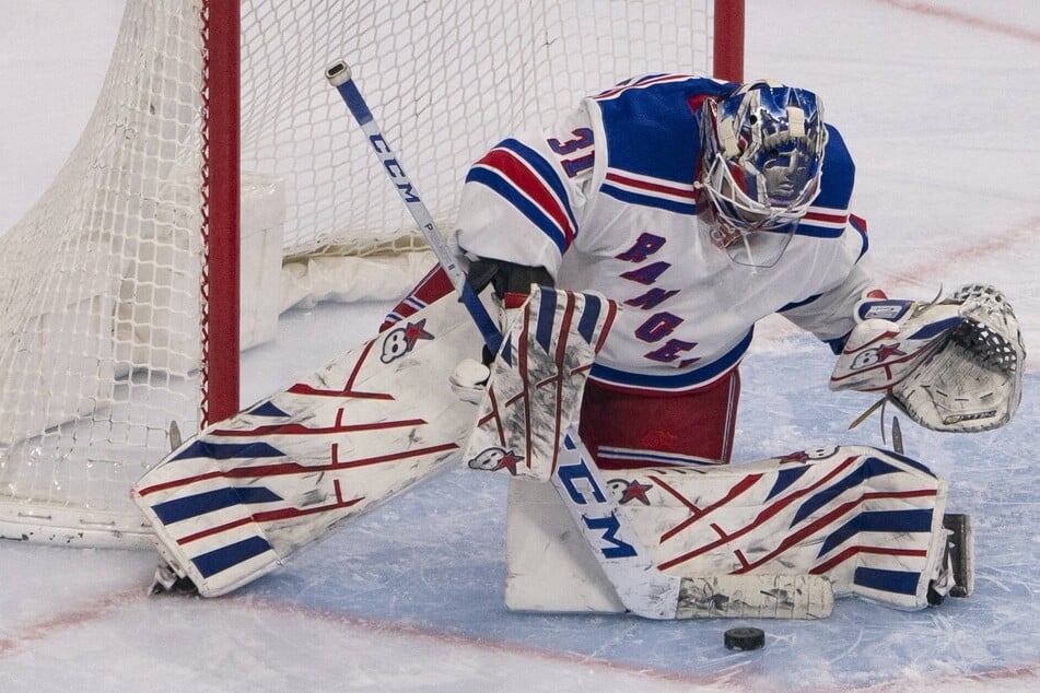 NHL: The Rangers keep on rolling over the Devils for their second-straight shutout!