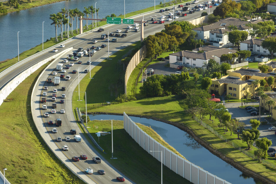 Florida reportedly ranks among the 15 states with the highest levels of diesel emissions.