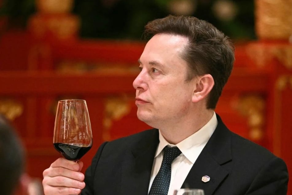Elon Musk "hit piece" doc faces censorship woes amid social media pushback