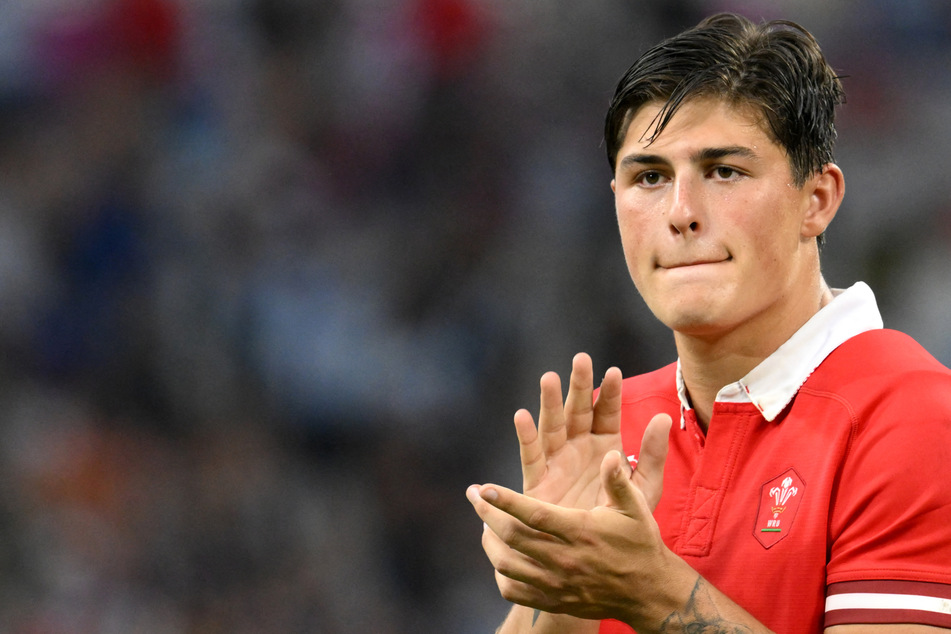 NFL: Super Bowl champs Kansas City Chiefs land rugby superstar Louis Rees-Zammit