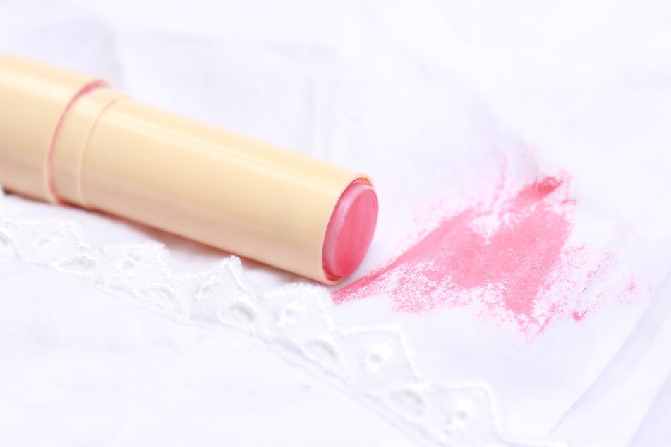 National Laundry Day: How to get makeup stains out of clothes