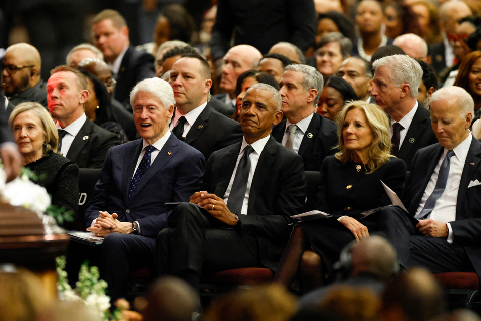 (From l. to r.) Hillary and Bill Clinton, Barack Obama, and Jill and Joe Biden attended Jesse Jackson's memorial service in Chicago on Friday.