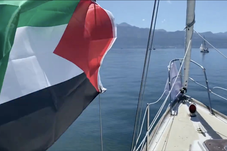 Gaza solidarity activists protest in boats on Lake Geneva ahead of G7 summit